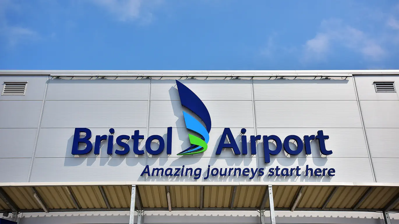 Chauffeur-driven airport transfer service to Bristol Airport